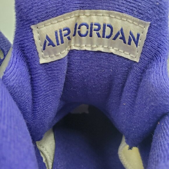 Size 9 - Jordan 5 Concord 2022 - Picture 8 of 10